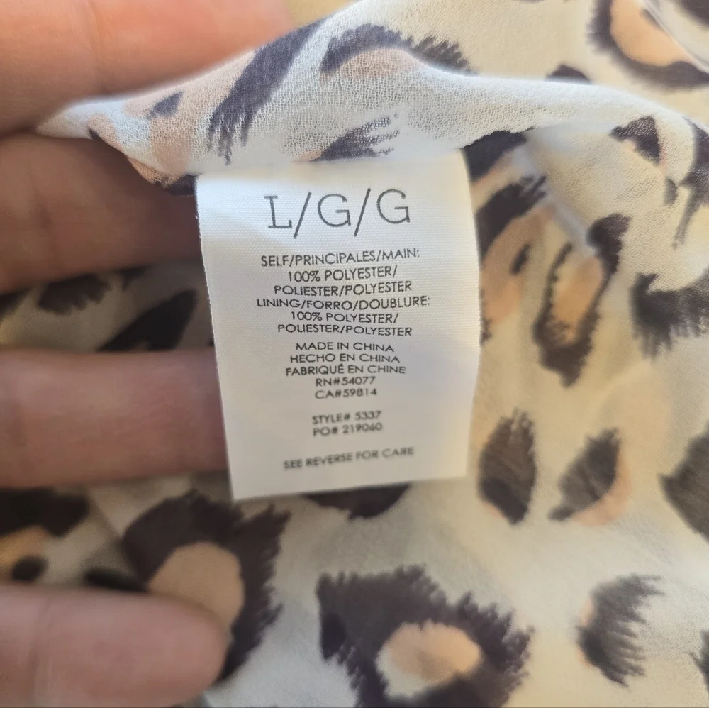 CAbi glamour neck